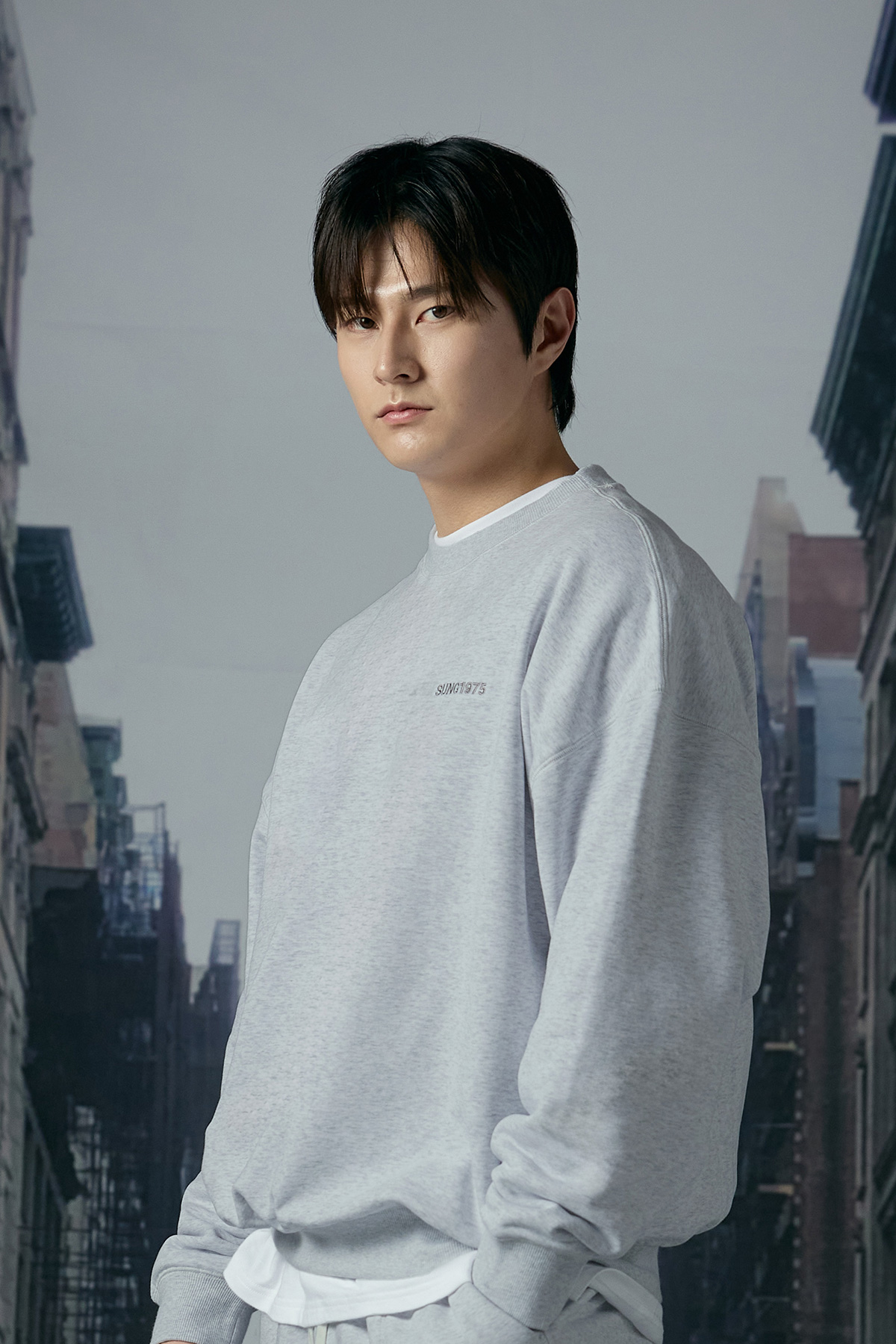 French Terry Overfit Small Logo Sweatshirt